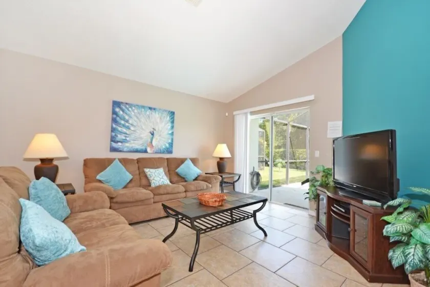 Palm Villa home - Image 1