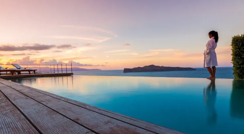 Lux Villa ★Heated infinity pool ★ 500mt to Stalos beach★★★6 bdr & 7 bathrooms - Image 1
