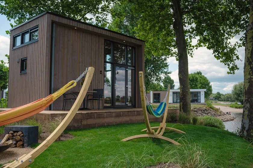 Cozy, cozy and right on the water. - Image 1