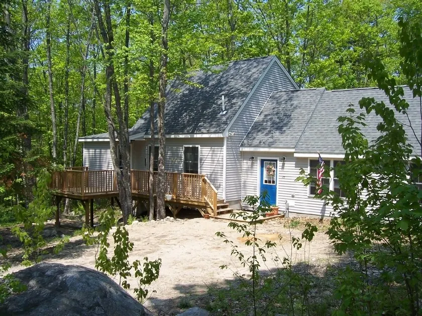 Peaceful 2+ BR home near Saco River, NH & ME resorts, mins to Fryeburg/Bridgton - Image 1