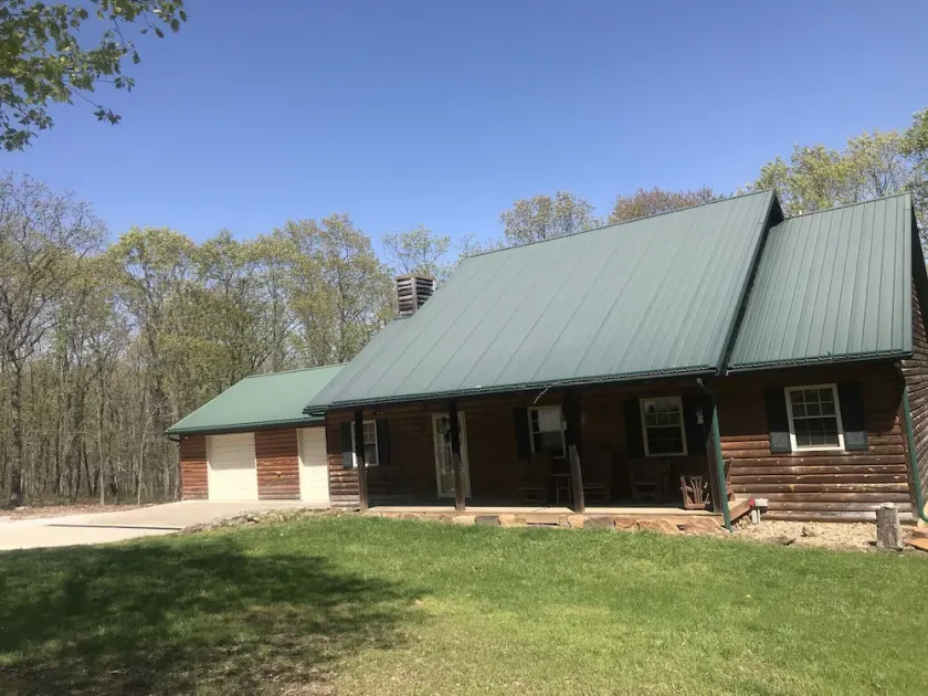 Truman Lake Ferienhaus auf 10 Hektar, grenzt an öffentlichen Boden - Image 1