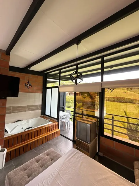 Suites del Lago - Image 1