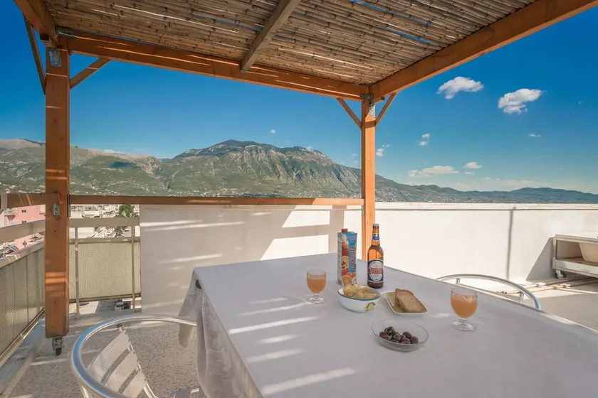 City Penthouse ENA - Image 1