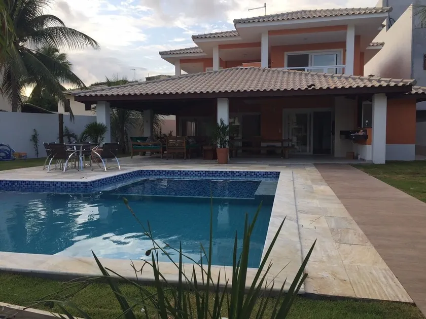 Luxury house with 8 suites, 50 meters from the best beach in Guarajuba. - Image 1