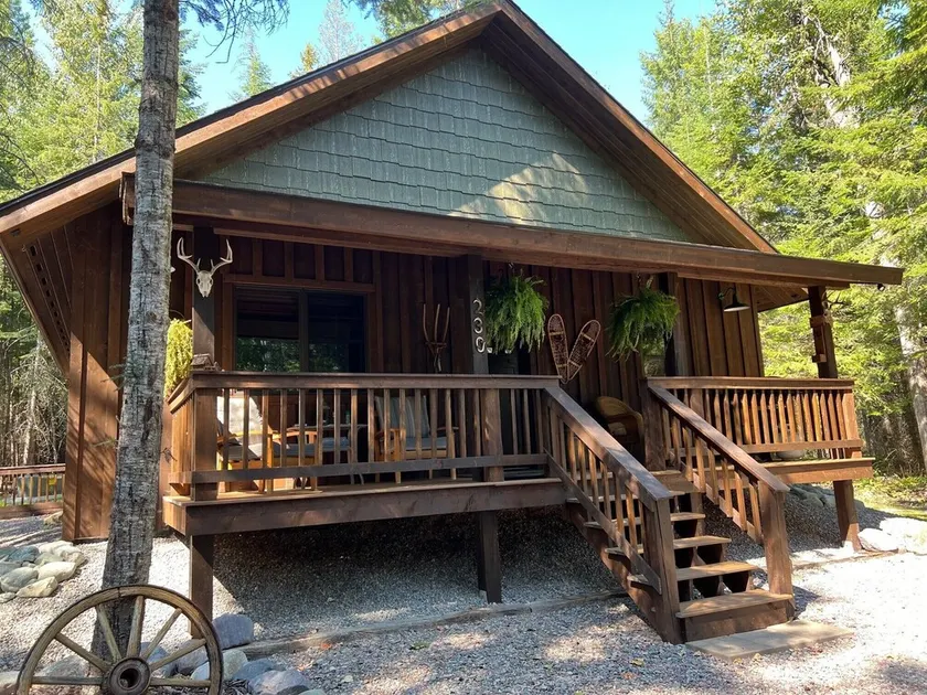 A Cabin by the Creek in beautiful Northwest Montana. - Image 1