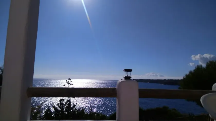 Character house, great sea views .... the sea at your feet. - Image 1