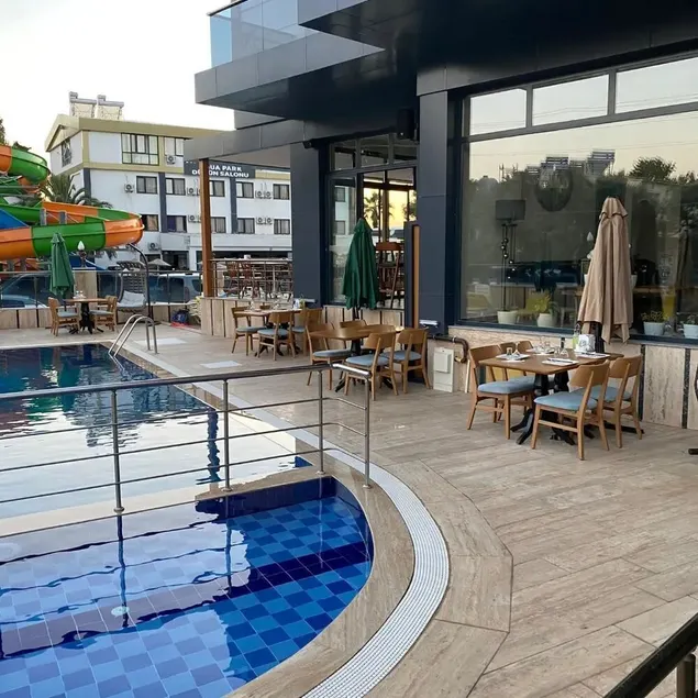 Grand Gazella Delux Otel - Image 1