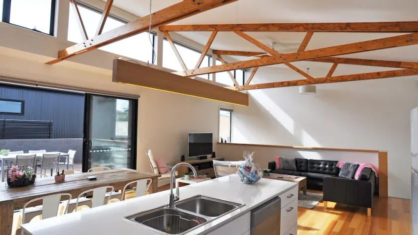 Luxe Townhouse - WiFi included - Image 1