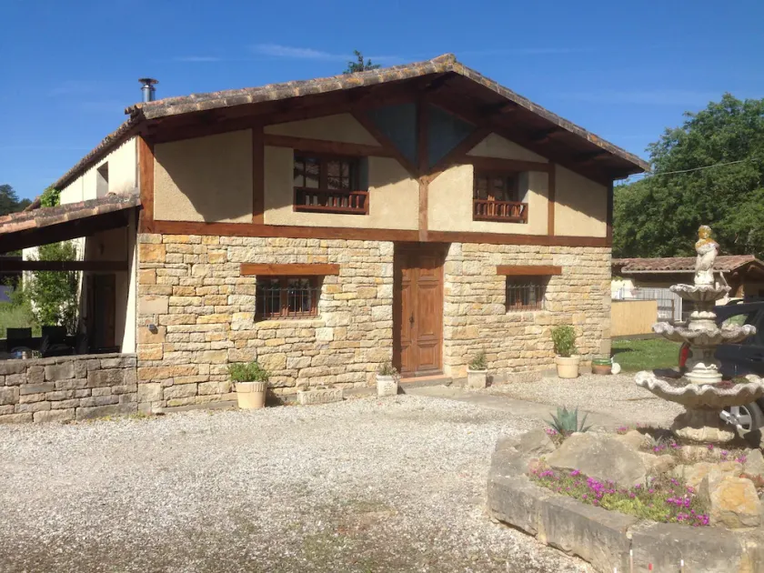 Geräumige 2-Bett-Gite, Arques, Aude, Pool, Whirlpool und kostenloses WLAN. - Image 1