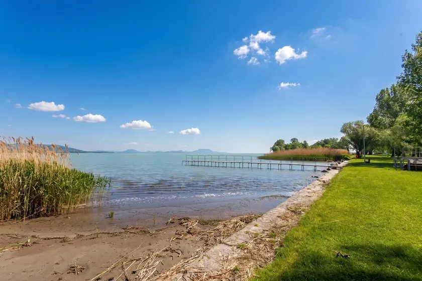 Lakeside Serenity House - Happy Rentals - Image 1