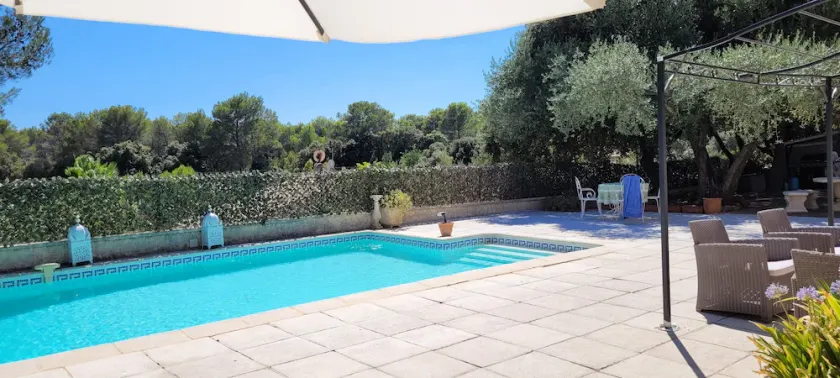 4 Bed Villa - Sleeps 8 - Pets - Pool - Parking - Image 1