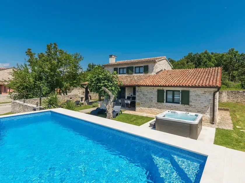 Alleinstehendes Ferienhaus mit privatem Pool, Klimaanlage,  W-LAN, Whirlpool, TV, Terrasse - Image 1