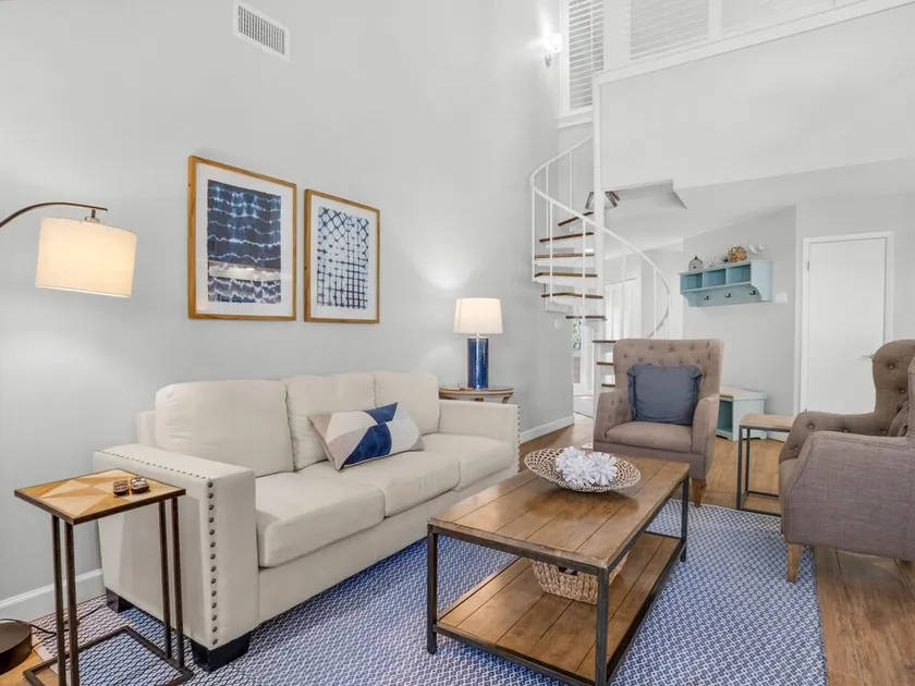Cottage moderne et confortable, chaises de plage gratuites, enregistrement sur place - Image 1