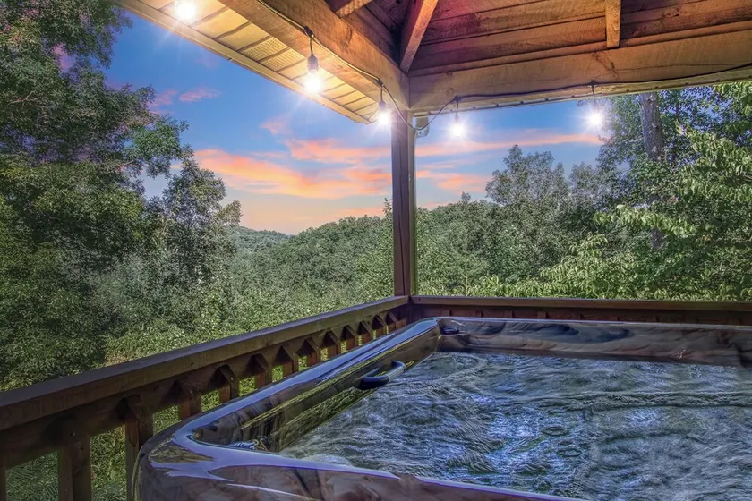 Smokey SPECiAL! Mountaintop Chalet-Great View! 8Mns to Dollywood! - Image 1