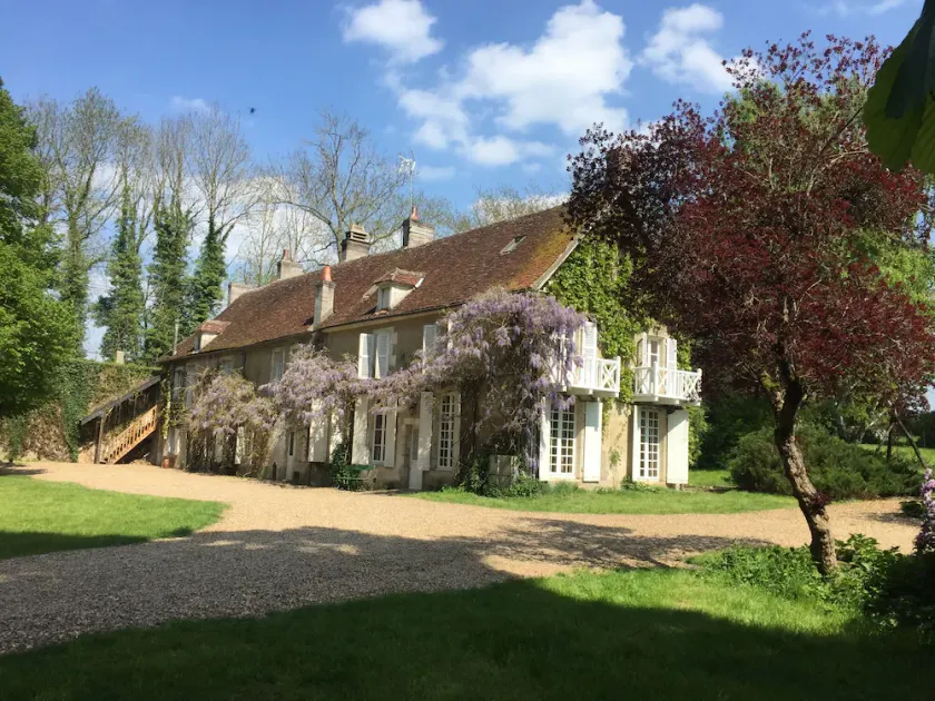 Gîte with swimming pool- 11 rooms, Nièvre Burgundy, Pouilly, Sancerre - Image 1