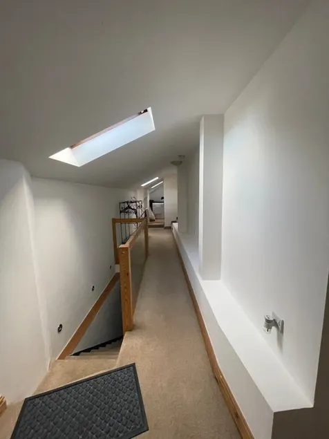 Lovely 3 bed flat above village restaurant - Image 1