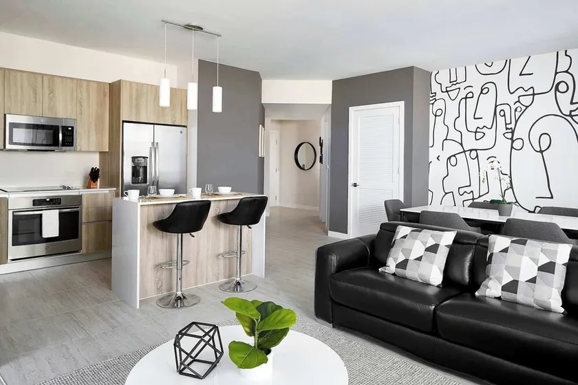 SPEKTAKULÆRE UDSIGT! Rummelig 2 Bdrm-lejlighed MODERNT design! - Image 1