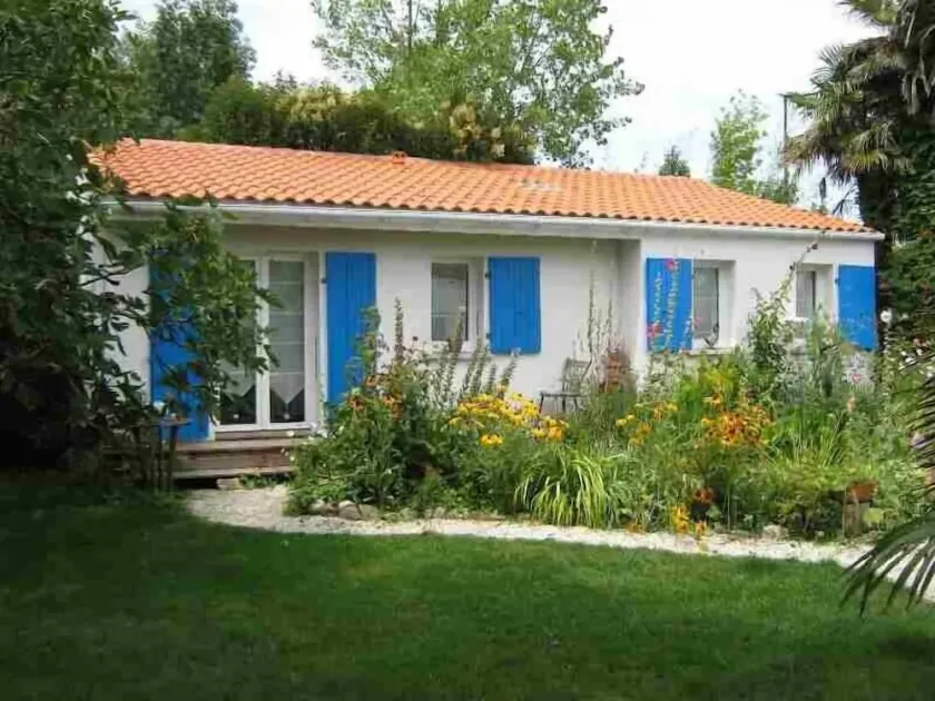 HUS PORT DES BARQUES - Image 1