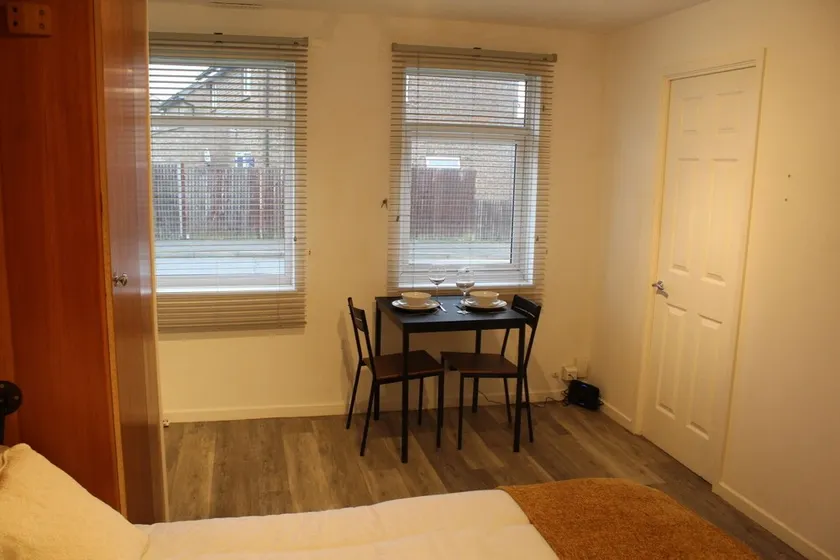 Modern studio apartment with parking - Image 1