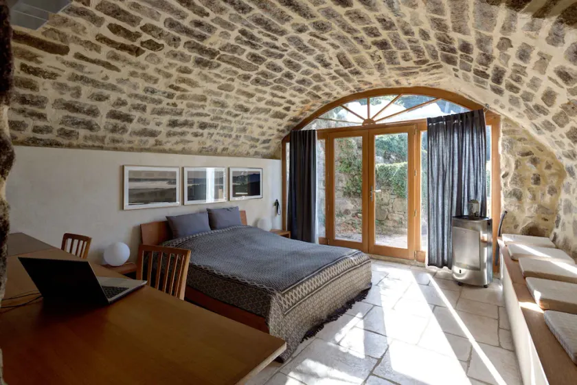 350 year-old sandstone house with a beautiful view of the valley in unspoilt nature - Image 1