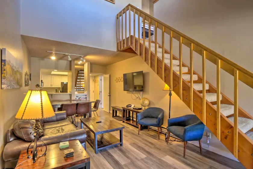 Foxpine 2 Bedroom + Loft Condo #309/311 by RedAwning - Image 1