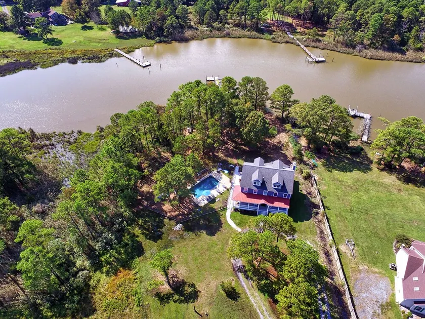 Beautiful, Waterfront Home -- Perfect for Large Families and Groups! - Image 1