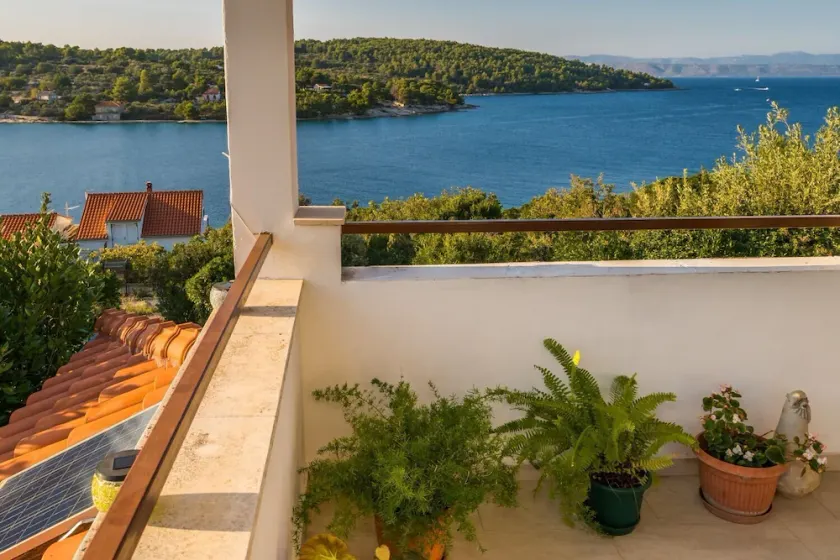 Apartment MS A1 Necujam, Island Solta - Image 1