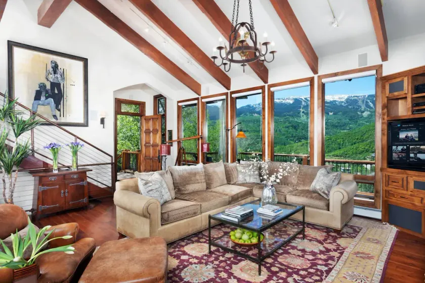 Vues étendues sur Snowmass ! Maison à plusieurs niveaux avec cheminée en bois, jacuzzi privé & parking garage - Image 1