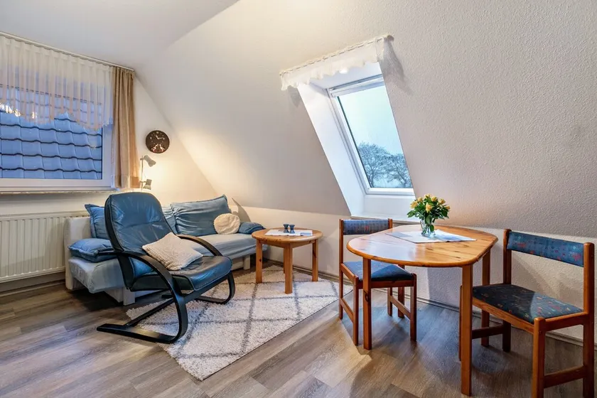 Apartment 'Ferienwohnung 3 Störche' with Shared Garden and Wi-Fi - Image 1
