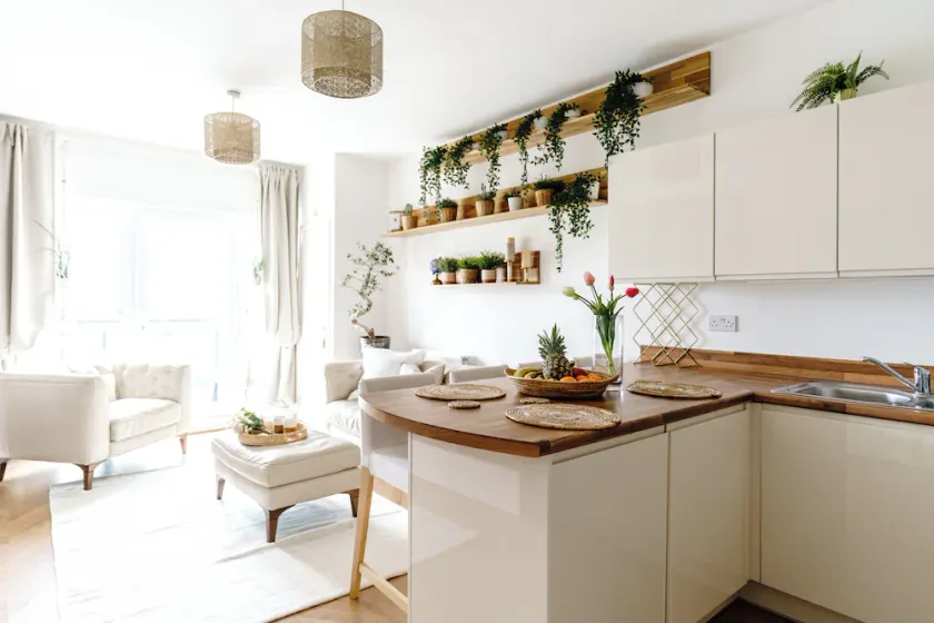 Riverfront Flat - Image 1