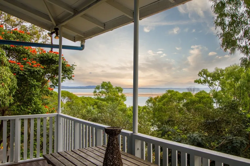 Pet-Friendly, Beachside Bliss at Sunset Villa - Image 1
