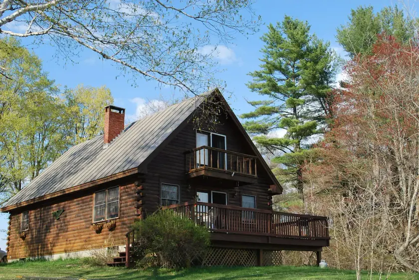 Vacation Rental - Choose from 5 nearby mountains or relax in peace & comfort - Image 1