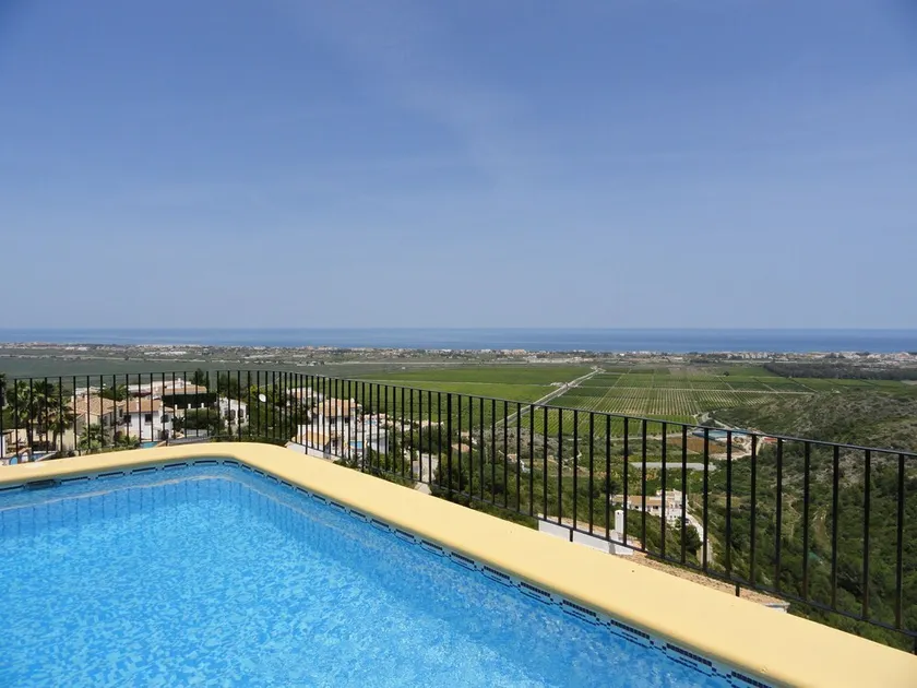 Fritliggende villa med privat pool og fantastisk havudsigt på Monte Peogo, nær Denia - Image 1