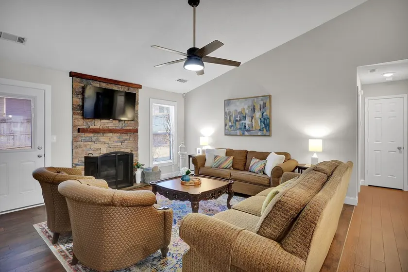 Home Sweet Home! By Mall of GA & Suwanee Town! - Image 1