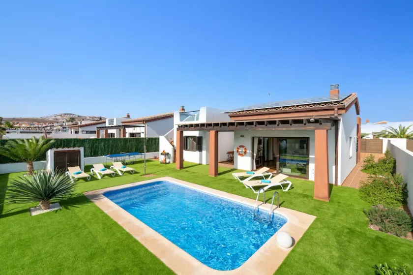 Villa Fakay by Villa Plus - Image 1