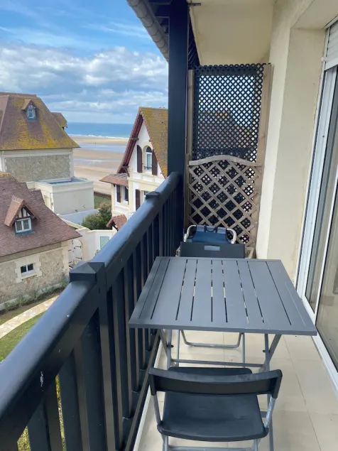 beau studio au bord de la mer - Image 1
