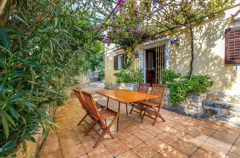 Cosy cottage just 700 meters to sandy beach - Image 1