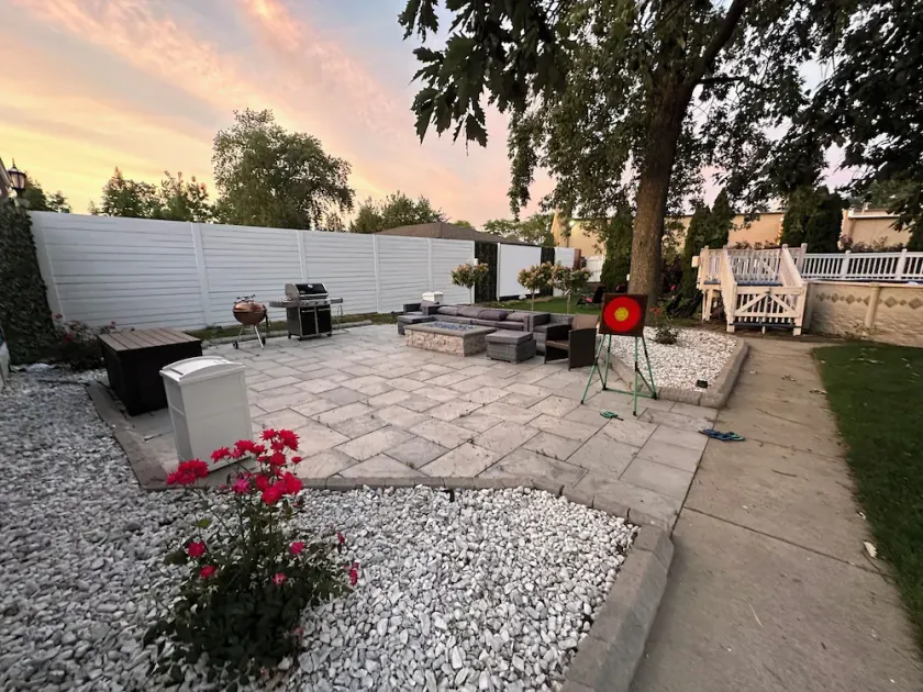 Luxury Home With Awesome Master Bathroom & Huge Back Yard - Image 1