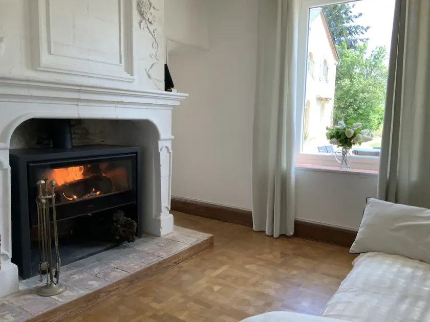 A charming Domaine de La Béchetière, located 2h15 from Paris! - Image 1