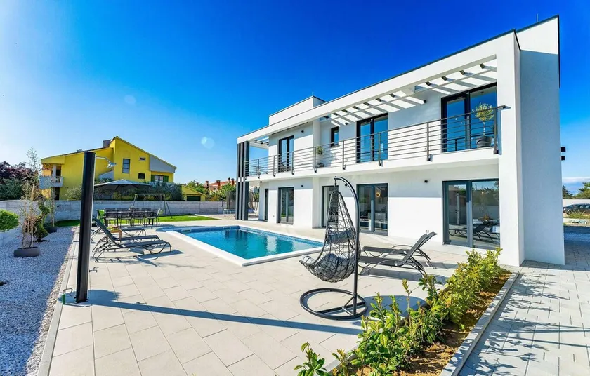 Luxurious home in Zadar - Image 1