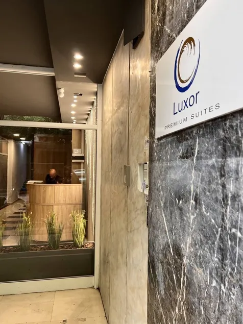 Luxor Suites Venizelou - Image 1