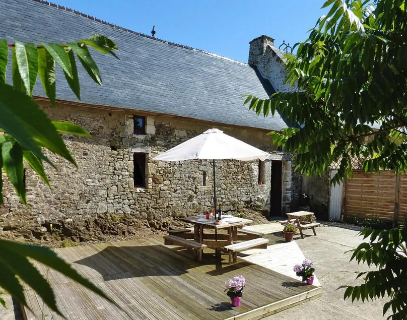 Semi-detached house, Saint-Lo-d"Ourville - Image 1