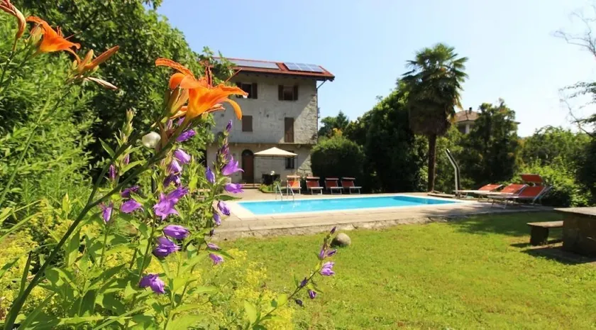 Casa Frey apt. 2 at Lake Orta with garden and swimming pool - Image 1