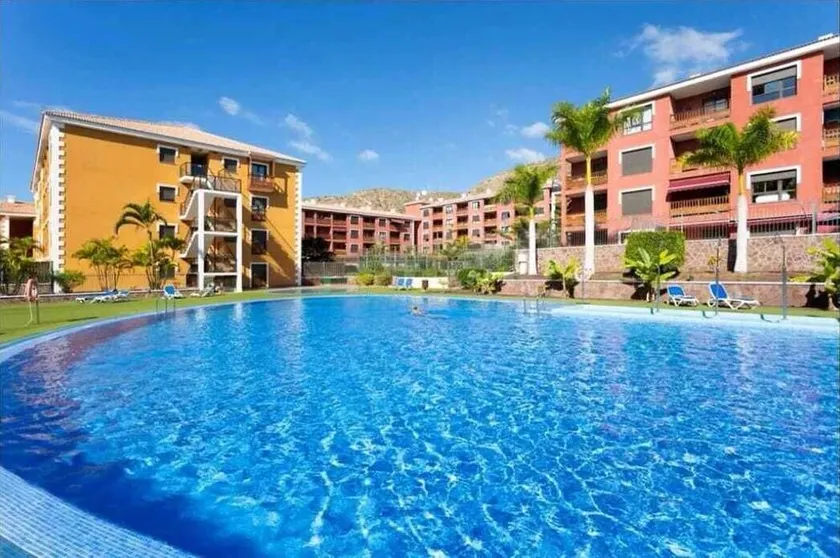 El Mocan Luxury Apartment - Image 1