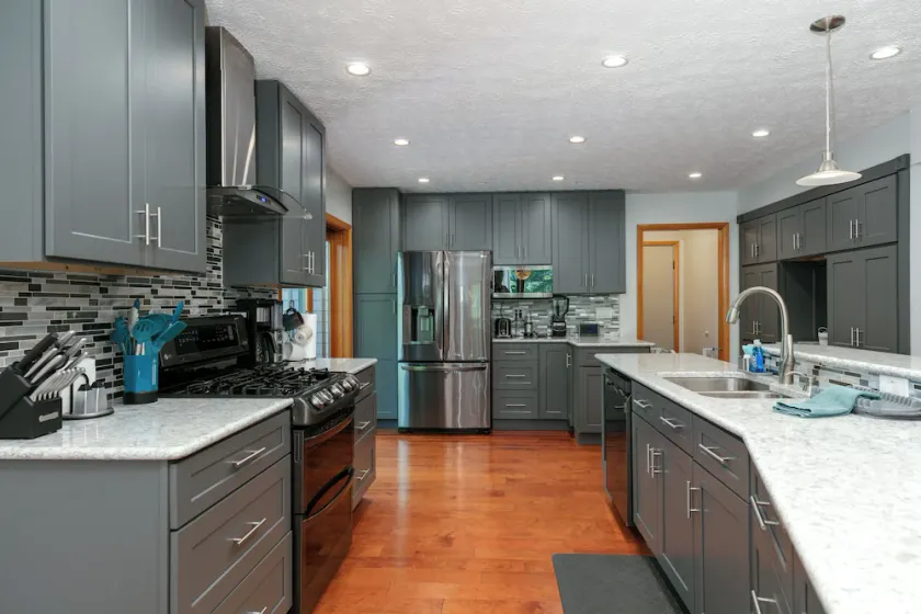 Watkins Glen, Corning, Finger Lakes 3 BR 3 Bath w/ Hot Tub - Image 1