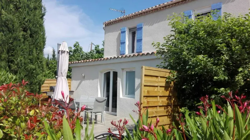 Jolie maison individuelle au cœur de la Provence - Image 1
