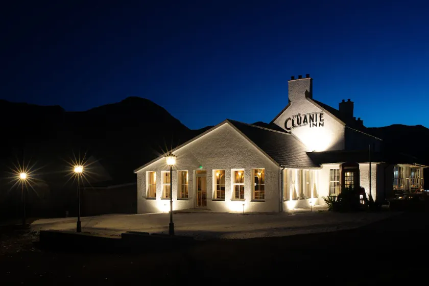  The Cluanie Inn - Image 1