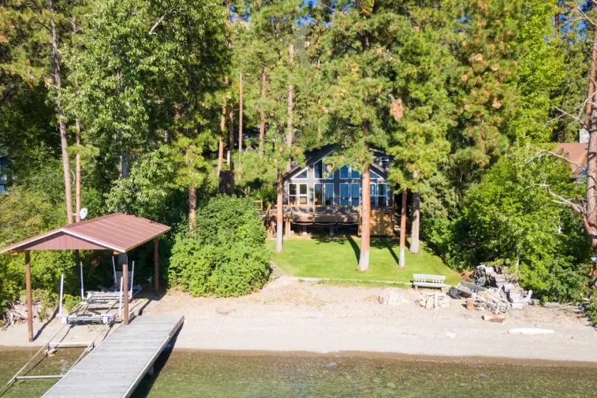 It's Reunion Time! Flathead Lake Waterfront Dream House! - Image 1