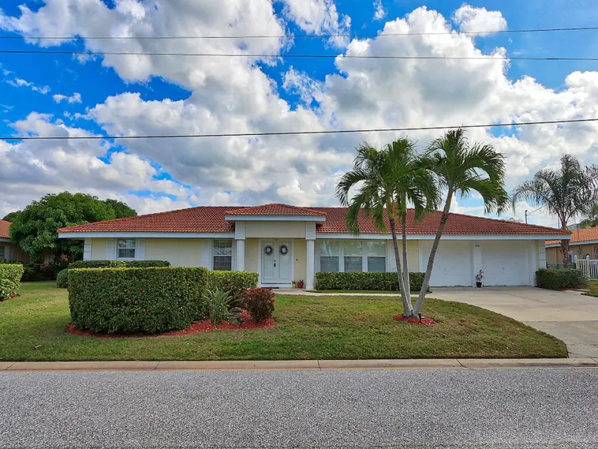 Bay Haven Home on Longboat Key by RVA - Image 1