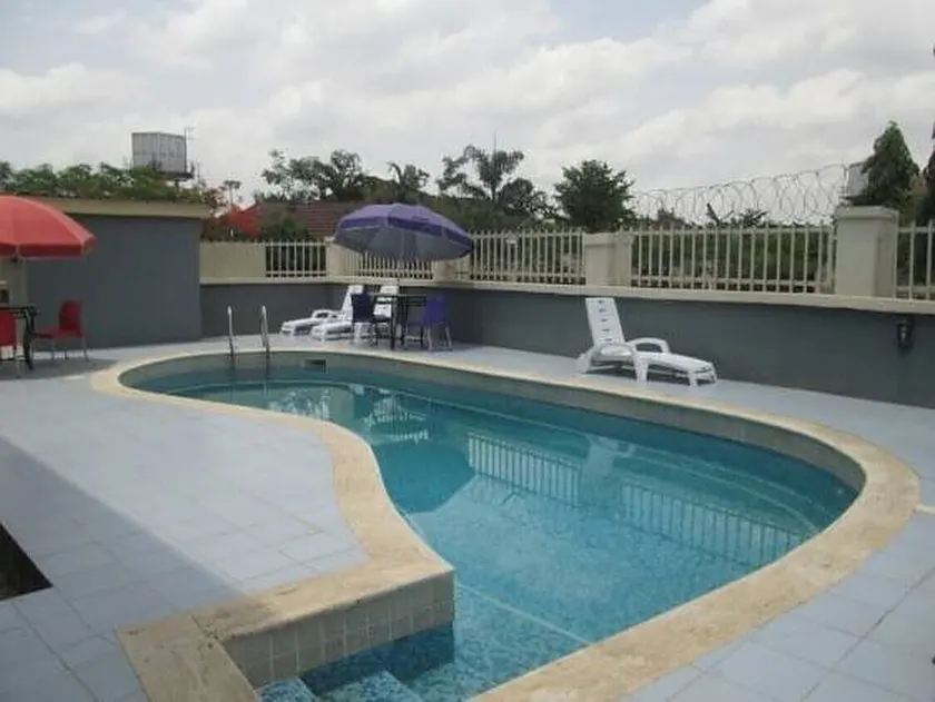 Casa Estrella Hotel - Image 1